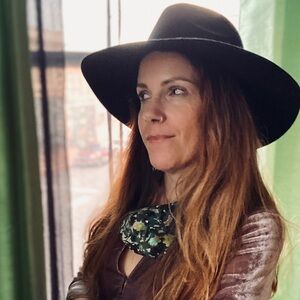 Meet your Posher, Mindy